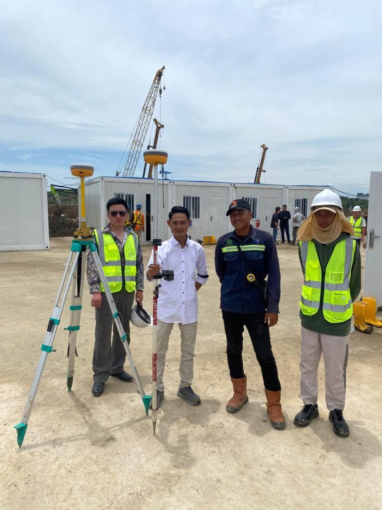 GNSS GEODETIK HI TARGET